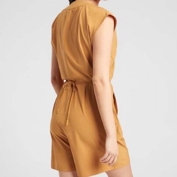 Athleta Marlow Romper NWT - Picture 3 of 11